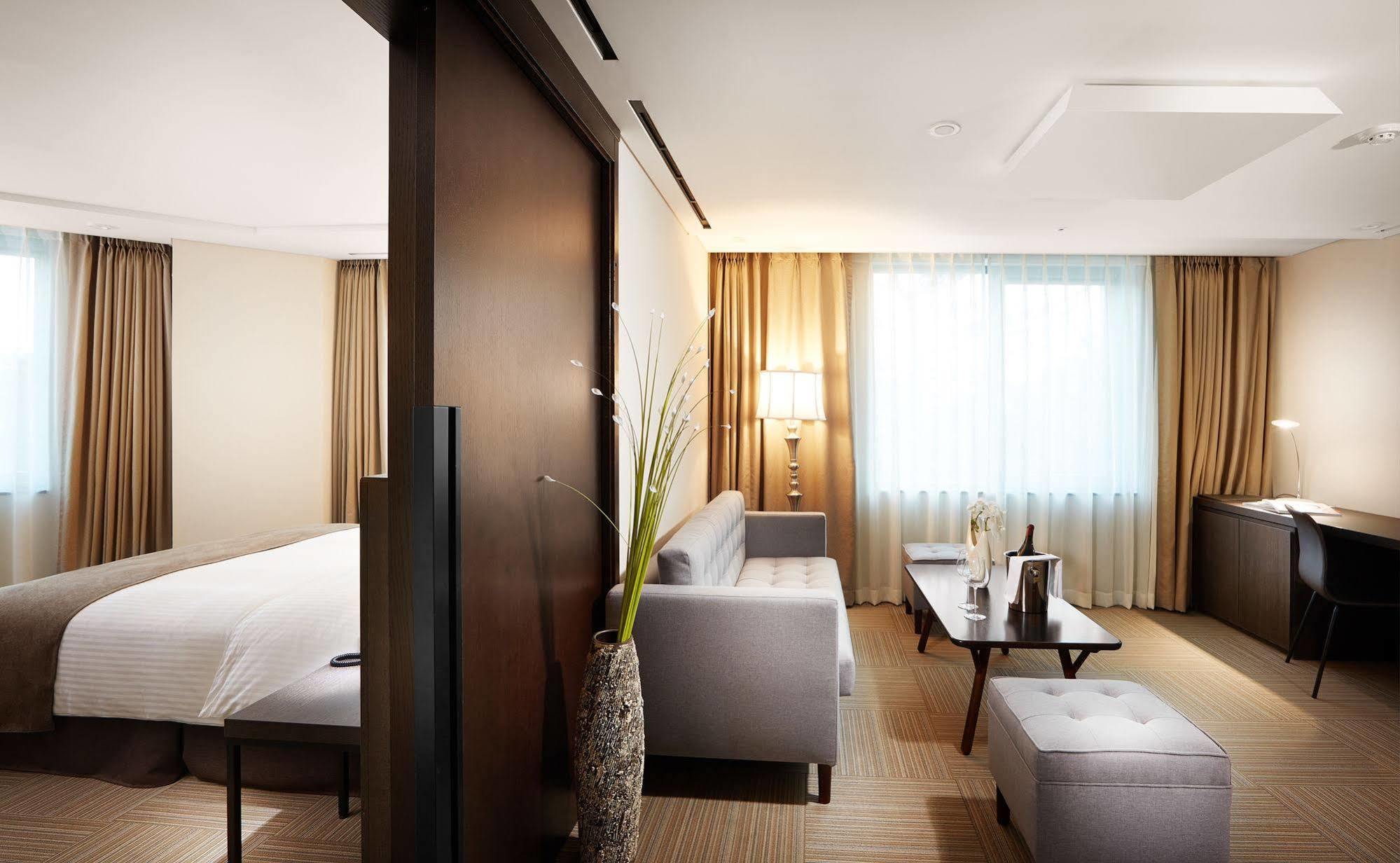Hotel Prumir Hwaseong Buitenkant foto